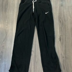 Women’s Nike sweat pants